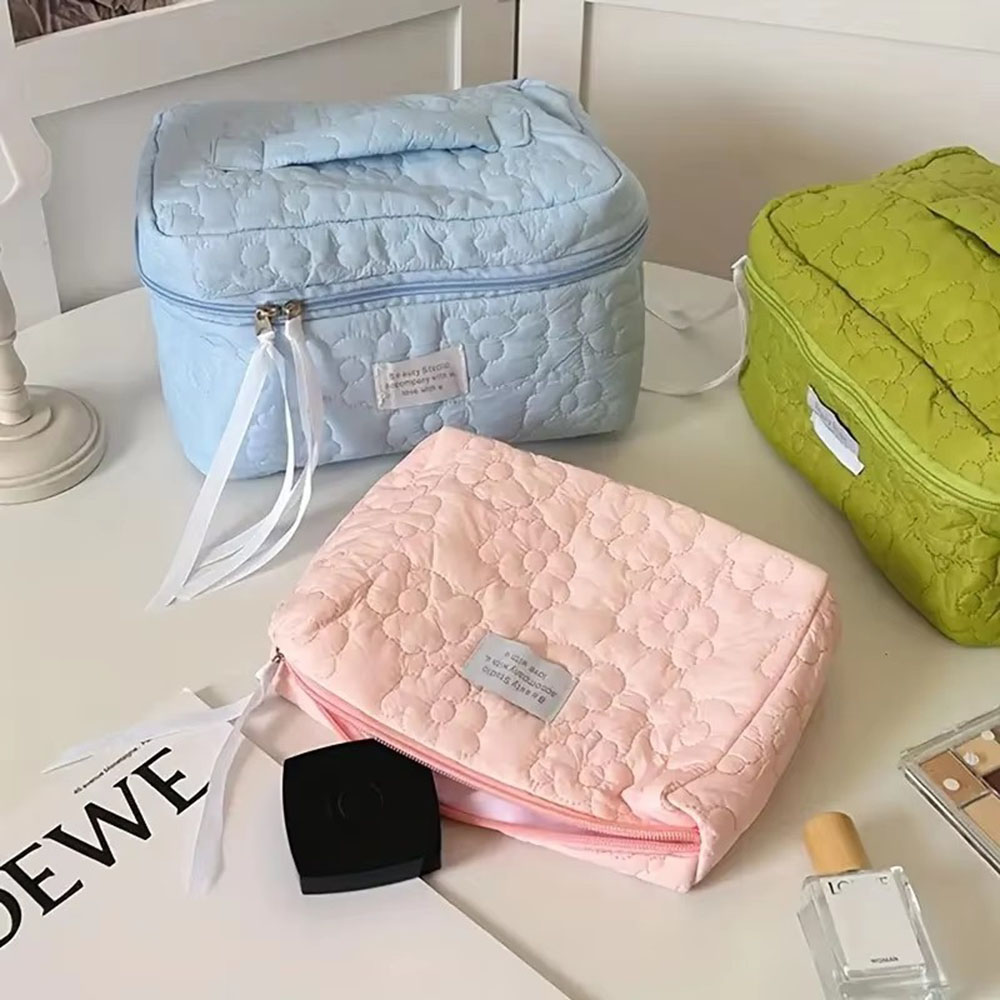 Yeni Çiçek Desenli Kadın Makya - Cosmetic Bags incelemesi ve fiyatı