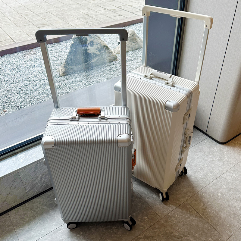 20-22-24-26 İnç Geniş Saplı Se - Aluminum Frame Carry On Luggage incelemesi ve fiyatı
